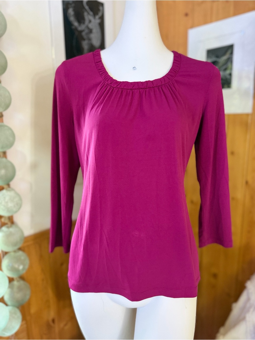 Rafaella Fuchsia Ruched Neck Top Size Medium | 3/4 Sleeve Stretch Knit | GUC